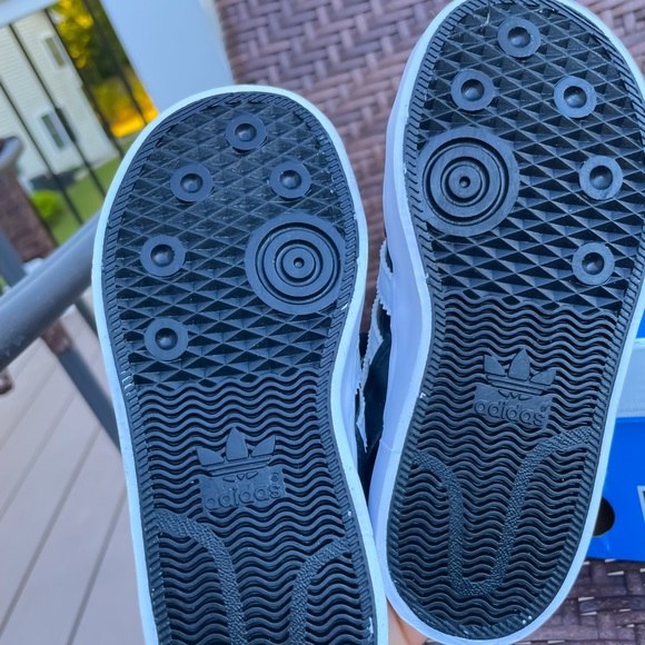 Adidas size 9. Only worn once for a picture. - Picture 3 of 3